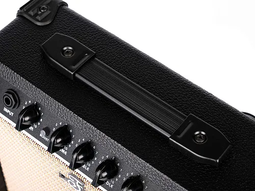 Foix GM215-Black Комбоусилитель для электрогитары.